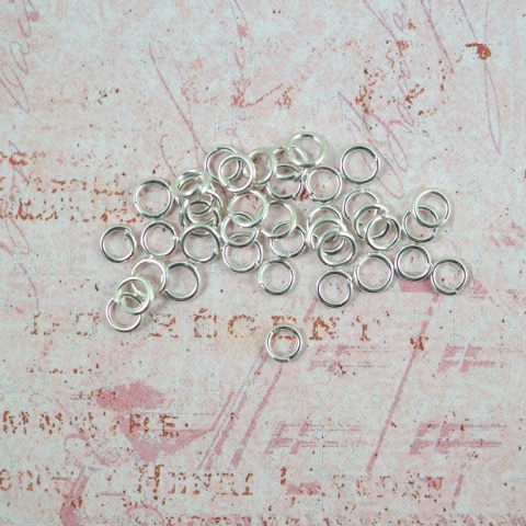 KÓŁKO MONTAŻOWE SREBRNE 4 mm 30 szt.