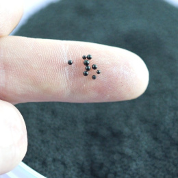 MIKROKULKI SZKLANE CZARNE 5 g.