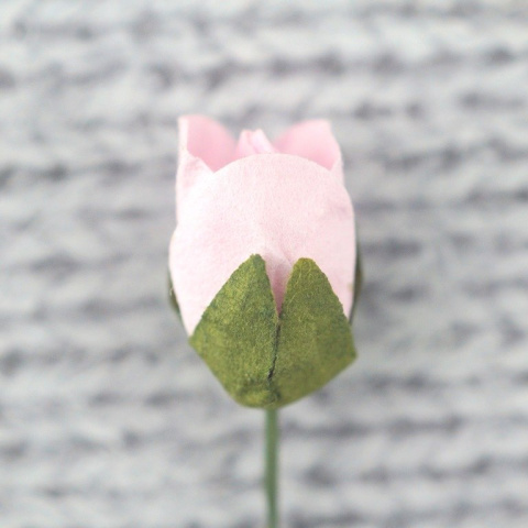 MINI JASNORÓŻOWA RÓŻYCZKA