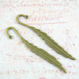 ZAKŁADKA DO KSIĄŻKI PIÓRO ŁABĘDZIA 85 mm.