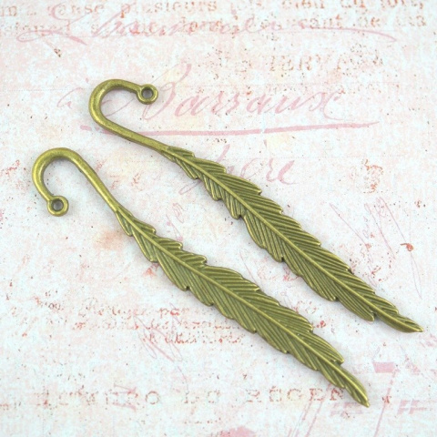 ZAKŁADKA DO KSIĄŻKI PIÓRO ŁABĘDZIA 85 mm.