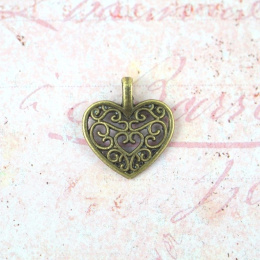 ZAWIESZKA AŻUROWE SERCE