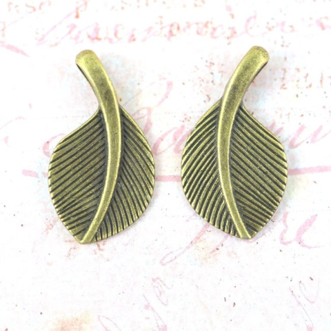 ZAWIESZKA METALOWA LIŚĆ