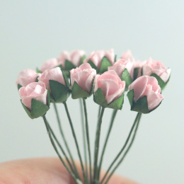 BUKIECIK JASNORÓŻOWYCH RÓŻYCZEK 5 szt.