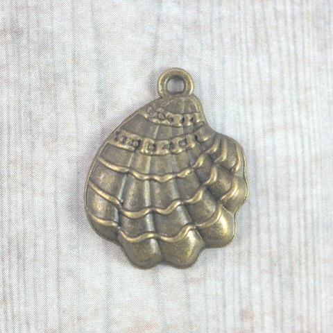 ZAWIESZKA METALOWA MUSZELKA