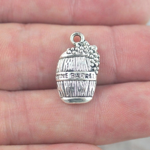 ZAWIESZKA BECZKA WINA