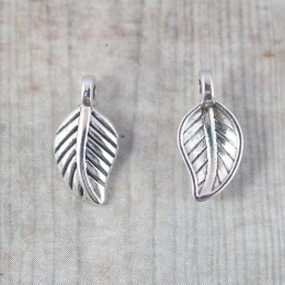 ZAWIESZKA LISTEK 2 szt.