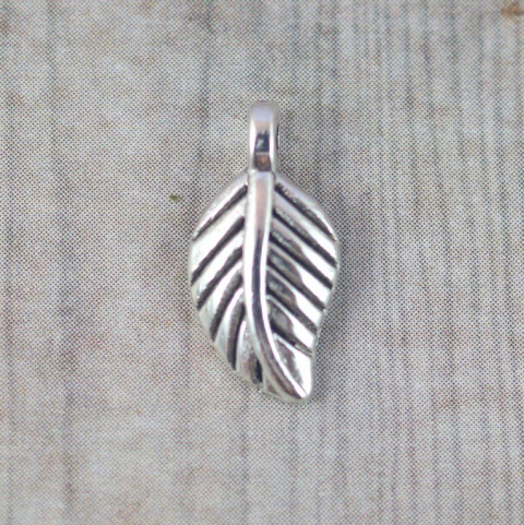 ZAWIESZKA LISTEK 2 szt.