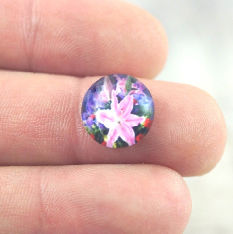 KABOSZON SZKLANY KWIATY 12 mm.