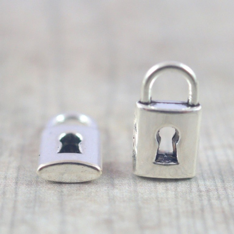 ZAWIESZKA KŁÓDKA SREBRNA