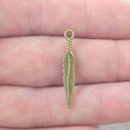 ZAWIESZKA PIÓRO STARE ZŁOTO