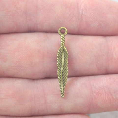 ZAWIESZKA PIÓRO STARE ZŁOTO