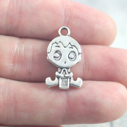 ZAWIESZKA SREBRNA NIEMOWLE Z BUTELKĄ