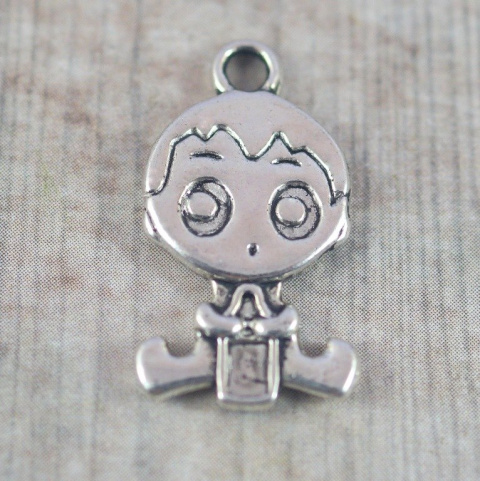 ZAWIESZKA SREBRNA NIEMOWLE Z BUTELKĄ