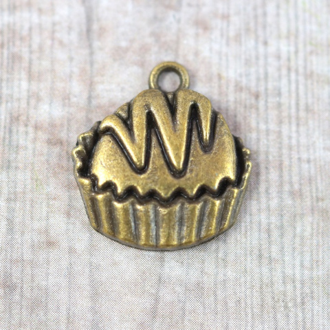 ZAWIESZKA BABECZKA " MUFFINKA"