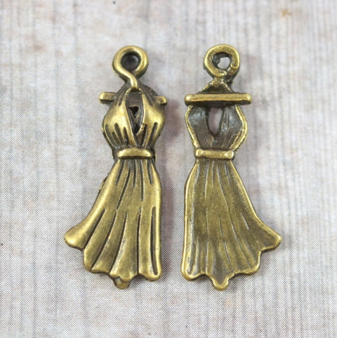 ZAWIESZKA SUKIENKA BALOWA