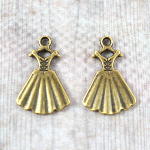 ZAWIESZKA METALOWA SUKIENKA