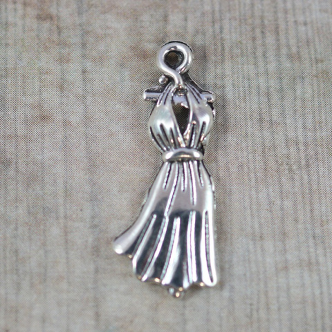 ZAWIESZKA SUKIENKA BALOWA