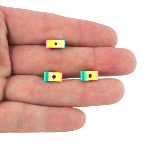 MIX KORALIKÓW FIMO KOLOROWE SERCA 10 szt.