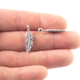 ZAWIESZKA METALOWA PIÓRKO