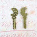 ZAWIESZKA METALOWA KLUCZYK