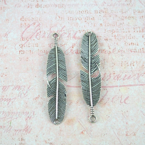 ZAWIESZKA PIÓRKO ŁĄCZNIK SREBRNE