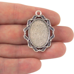 BAZA WISIORKA DO KABOSZONA OWALNA 18x25 mm.