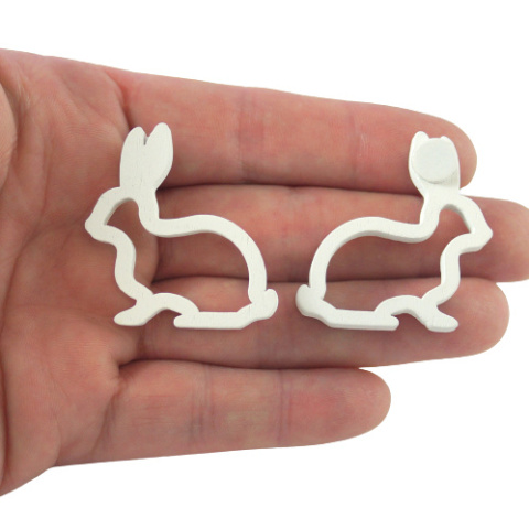 DREWNIANA OZDOBA AŻUROWA ZAJĄC BIAŁY