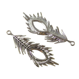 ZAWIESZKA PAWIE PIÓRO