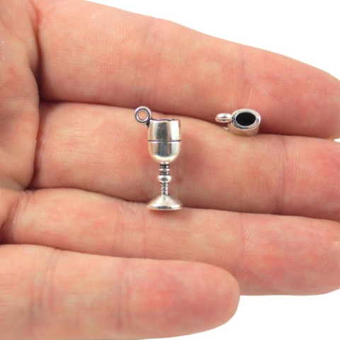 ZAWIESZKA METALOWA KIELISZEK