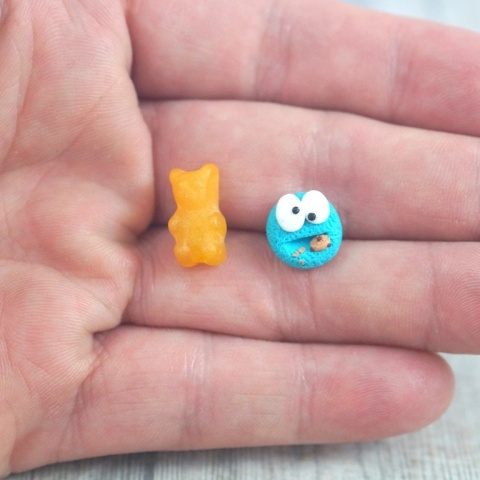 MAGNES NEODYMOWY DO OZDOBY NA LODÓWKĘ 5x5 mm 8 szt.