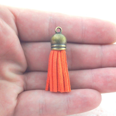 CHWOST-ZAWIESZKA ZAMSZOWA Z METALOWĄ KOŃCÓWKĄ W KOLORZE STAREGO ZŁOTA