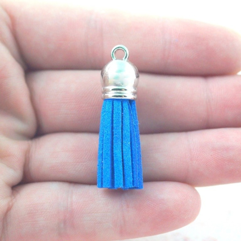 CHWOST- ZAMSZOWY Z METALOWĄ SREBRNĄ KOŃCÓWKĄ 1szt.