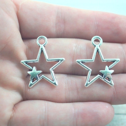 ZAWIESZKA SREBRNA DWIE GWIAZDKI