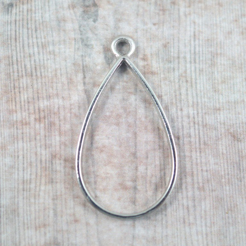 ZAWIESZKA ,RAMKA SREBRNA KROPLA