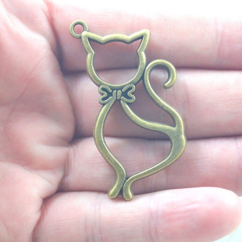 ZAWIESZKA ,RAMKA STARE ZŁOTO KOTEK