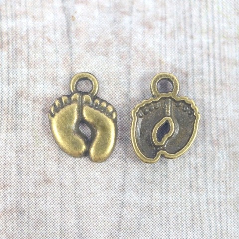 ZAWIESZKA DWIE STÓPKI STARE ZŁOTO